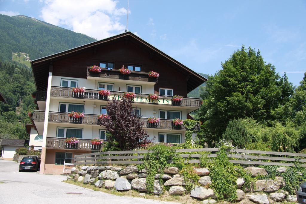 Appartementhaus Sporthotel Moelltal Flattach Eksteriør bilde